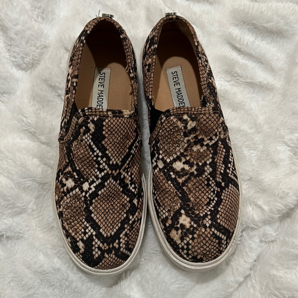 Steve Madden Symba Faux Leather Snakeskin Slip On Sneakers Shoes Women’s Size 7